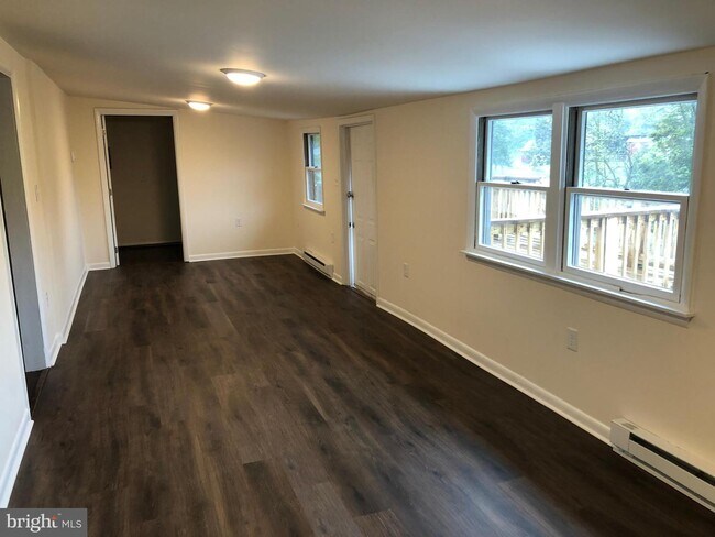 Building Photo - 2485 Williamsport Pike