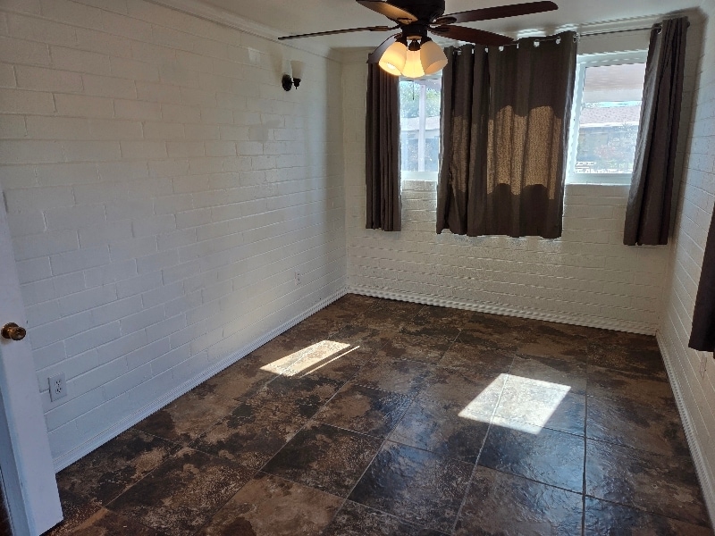 Building Photo - 2619 E 21st St