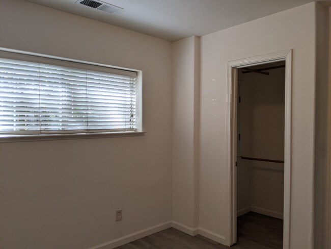 Building Photo - 129 Pacchetti Way