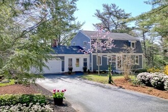 Building Photo - 10 Anchor Dr