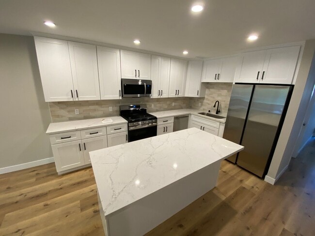 Building Photo - NEW Build (2022)!! 4BD/2BA (Lease out, pending signatures. Check back in a few days!)