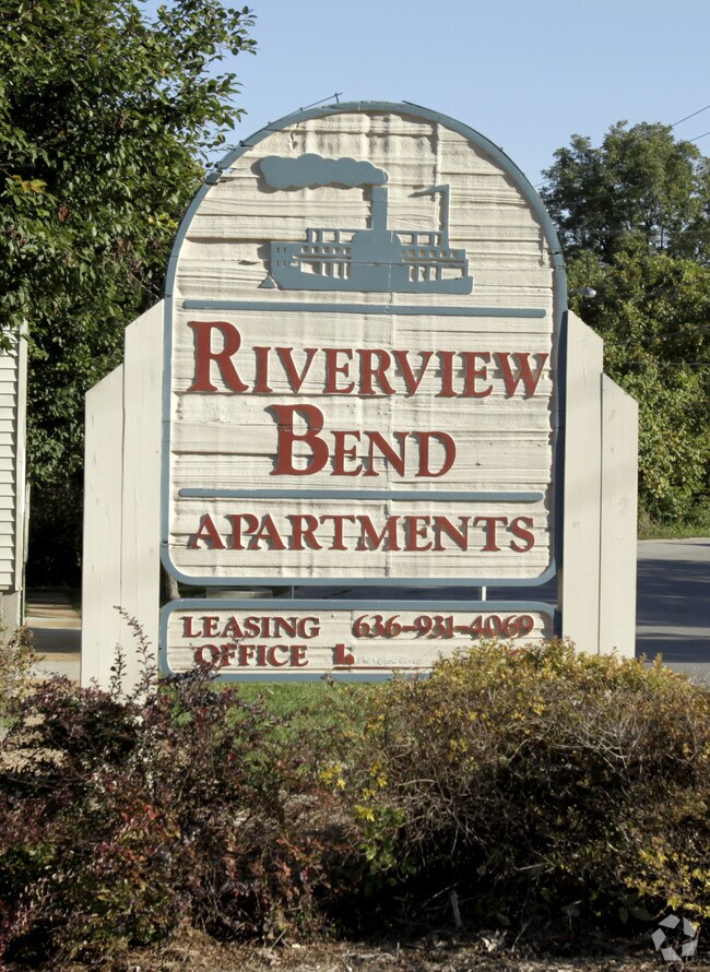 Riverview Bend Apartments 200 Flagship Dr Crystal City MO 63019