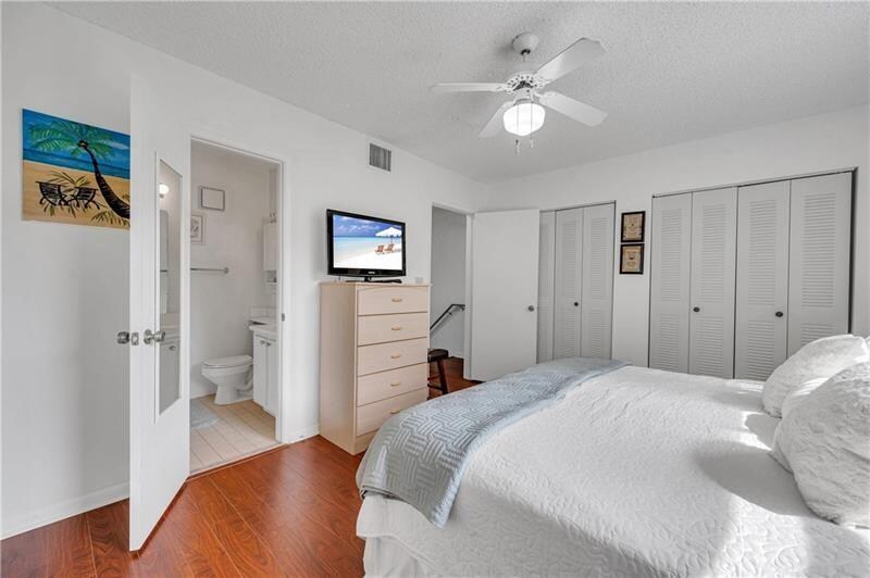 Building Photo - 2683 NE 15th St