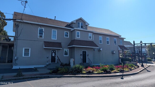 Building Photo - 469 Delaware Ave