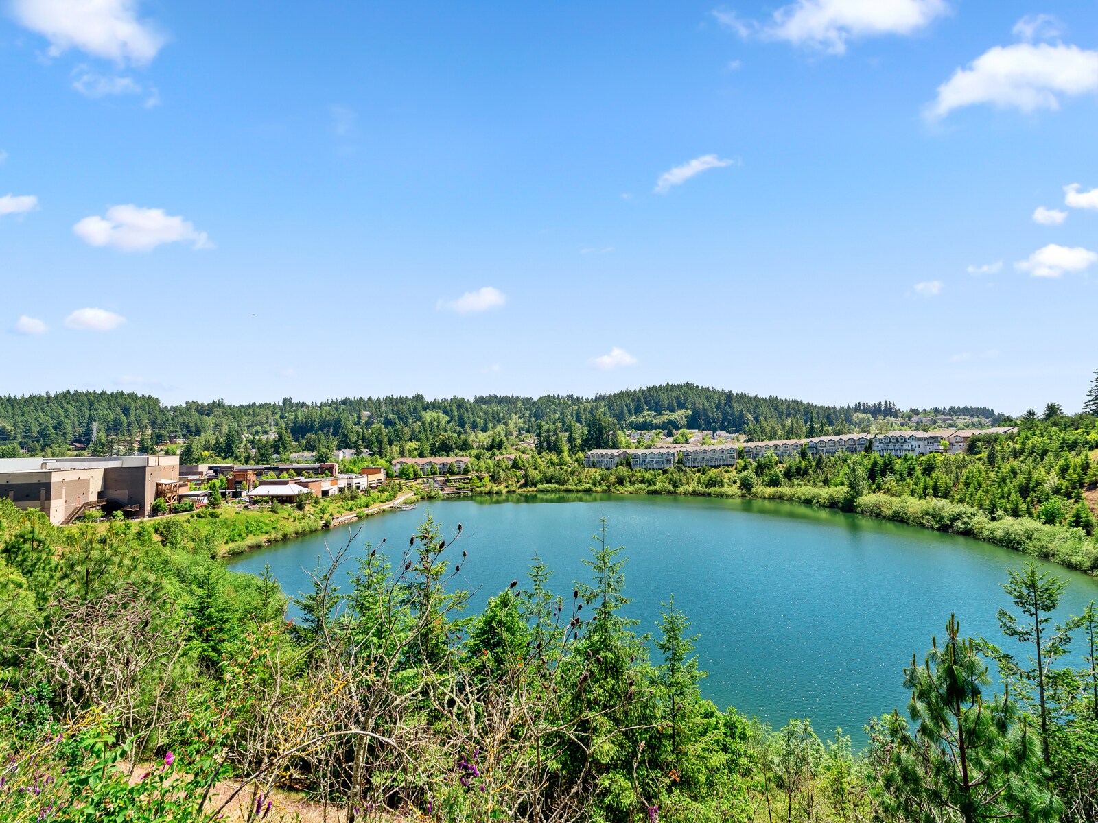 Building Photo - 15350 SW Mallard Dr #103