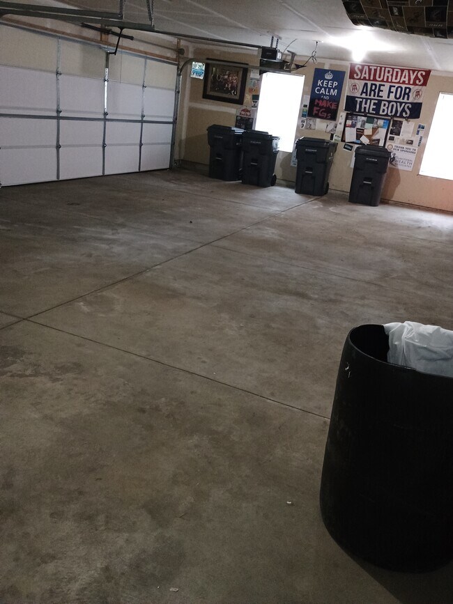 Building Photo - 1203 Euclid Ave