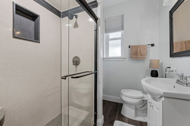 Building Photo - 4149 Haven St