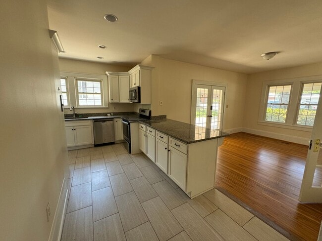 Building Photo - Single Family in Downtown Kings Mountain, NC