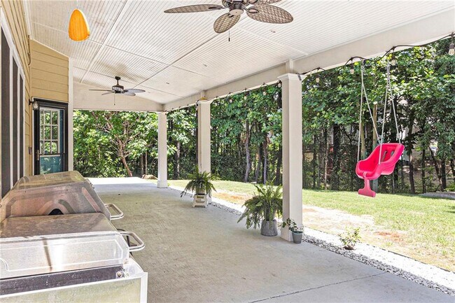 Building Photo - 1611 Hillside Bend Crossing