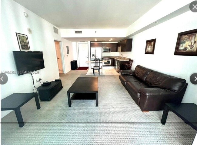 Building Photo - 951 Brickell Ave