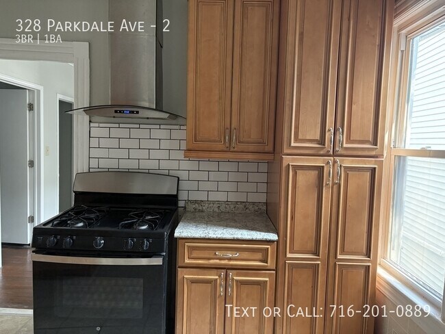 Building Photo - 328 Parkdale Ave