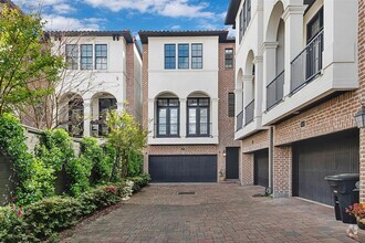 Building Photo - 3917 Gramercy St