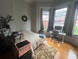 Building Photo - 112 Marlborough St