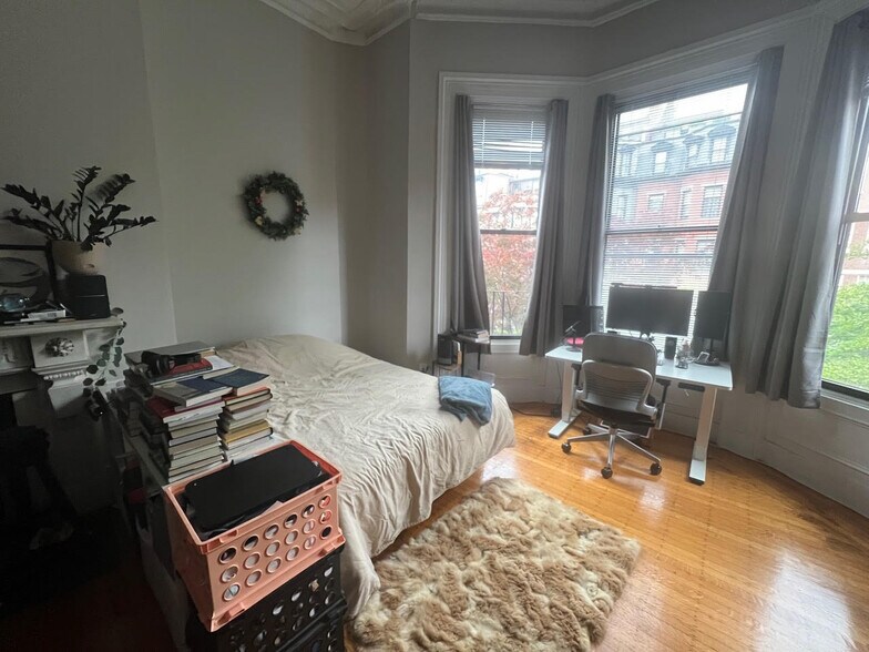 Primary Photo - 112 Marlborough St