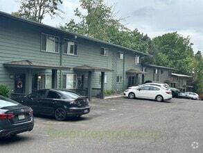 Building Photo - Two bedroom one bathroom condo in Southwes...