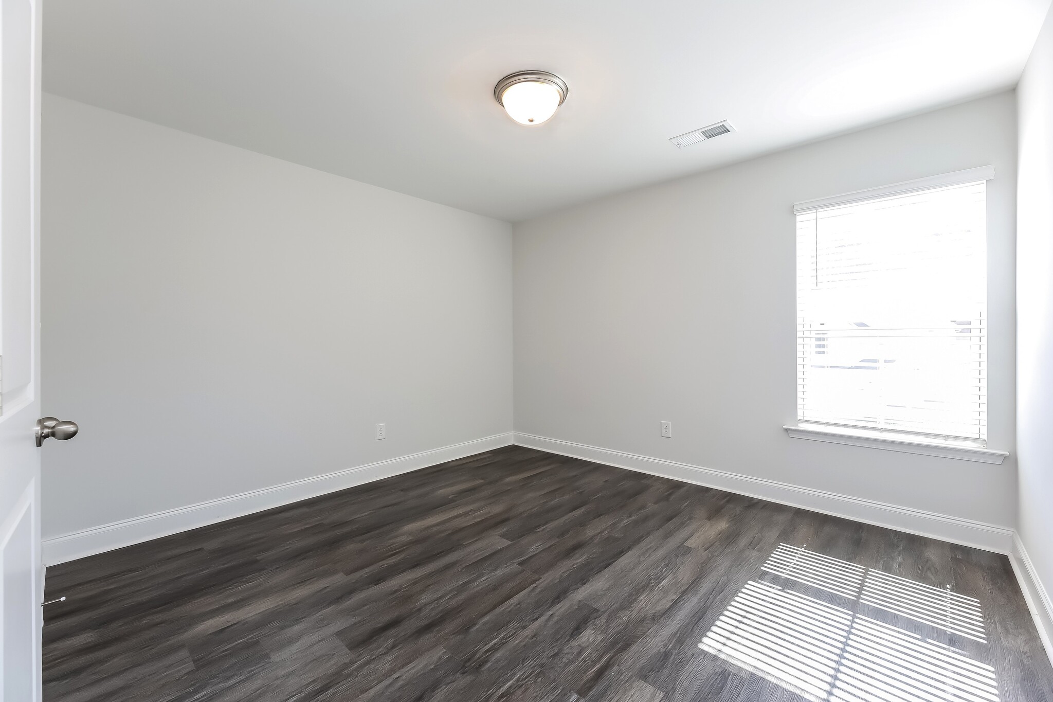 Building Photo - 123 Renwood Rd