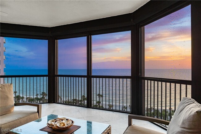 Building Photo - 8473 Bay Colony Dr