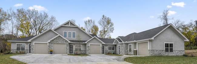 Primary Photo - Birchwood of Overland Park