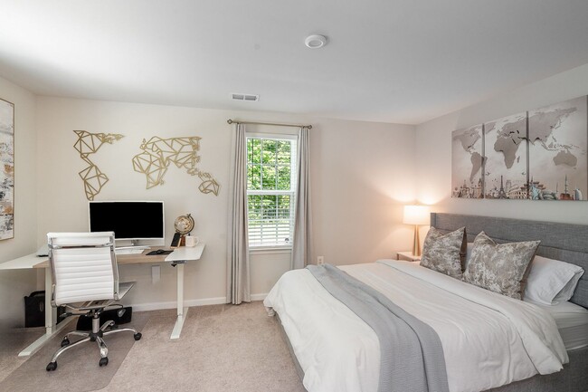 Building Photo - Premier End-Unit Townhome in Valley Run: A...