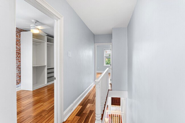 Building Photo - 2225 Taggert St