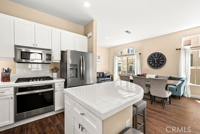 Building Photo - 205 Montana Del Lago Dr