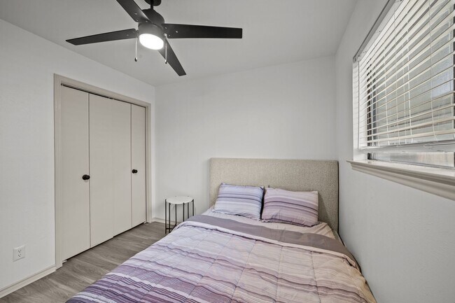 Building Photo - Move-In Ready Living at The Ashton on 287: Fully Furnished Apartments with Utilities Included