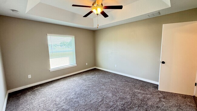 Building Photo - BRAND NEW, STUNNING 3 Bedroom, 2 Bathroom Home in Sebring!!