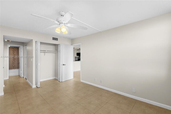 Building Photo - 16710 NE 9th Ave