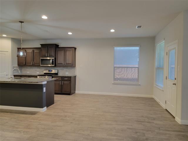 Building Photo - 1036 Gillespie Dr