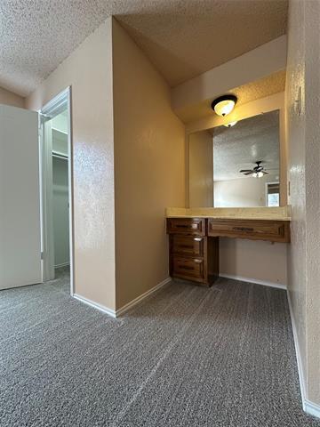 Building Photo - 638 Grinnell Dr