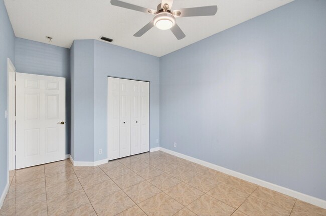 Building Photo - 3162 Via Poinciana