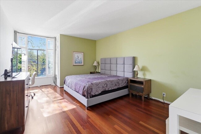 Building Photo - 11 Hayward Ave