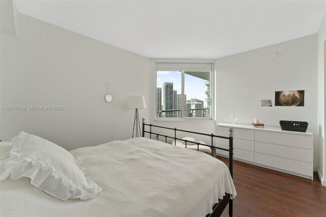 Building Photo - 335 S Biscayne Blvd