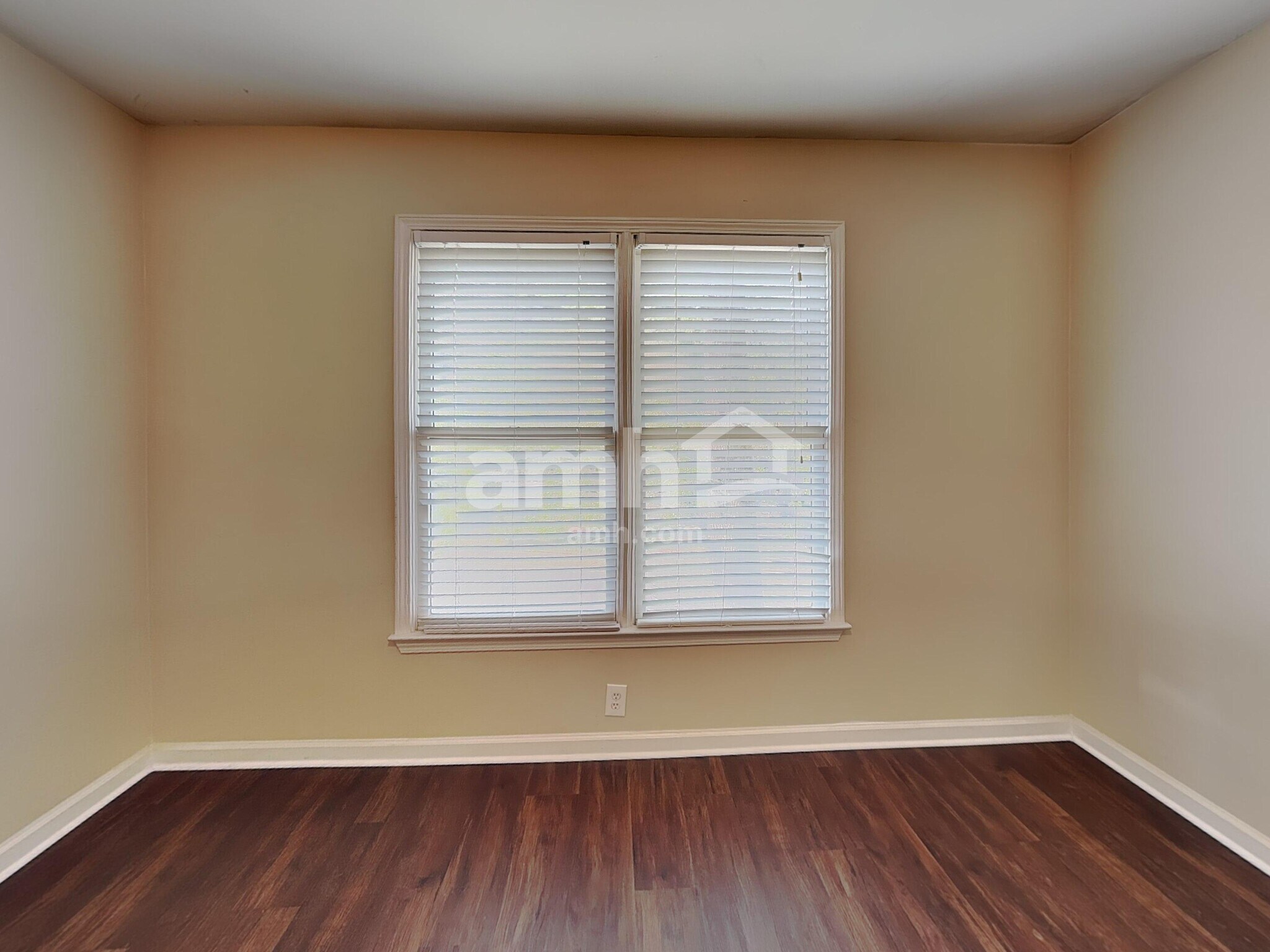 Building Photo - 2235 Saluda Ln NW