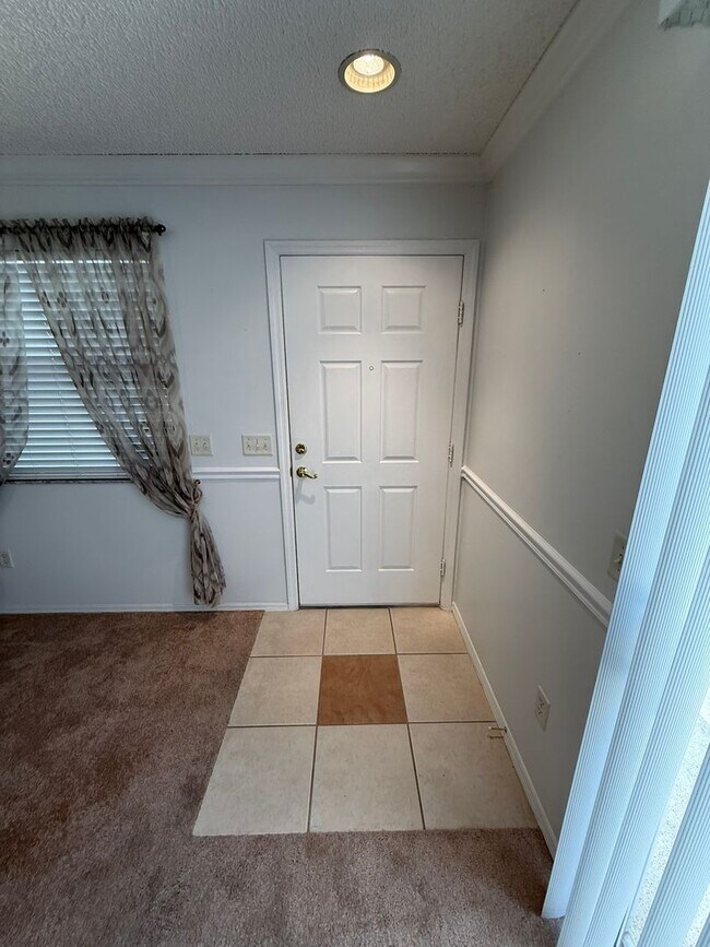 Building Photo - 2829 Burgos Dr