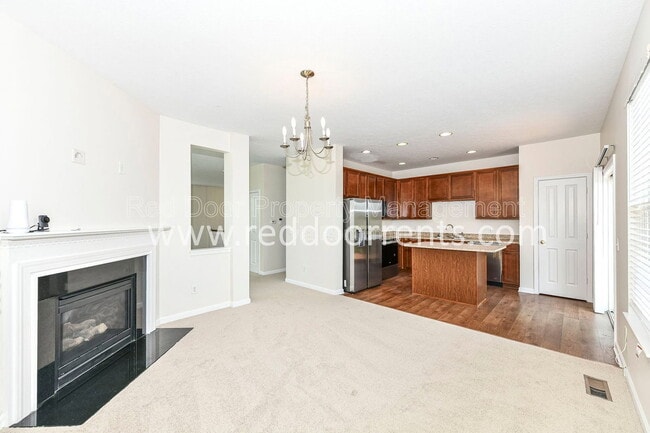 Building Photo - 13340 W Golden Gate Dr