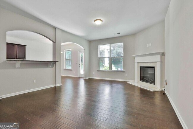 Building Photo - 240 Stillwood Dr