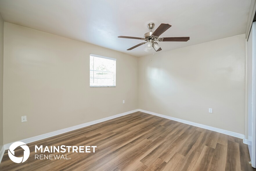 Building Photo - 1408 Russel Ln