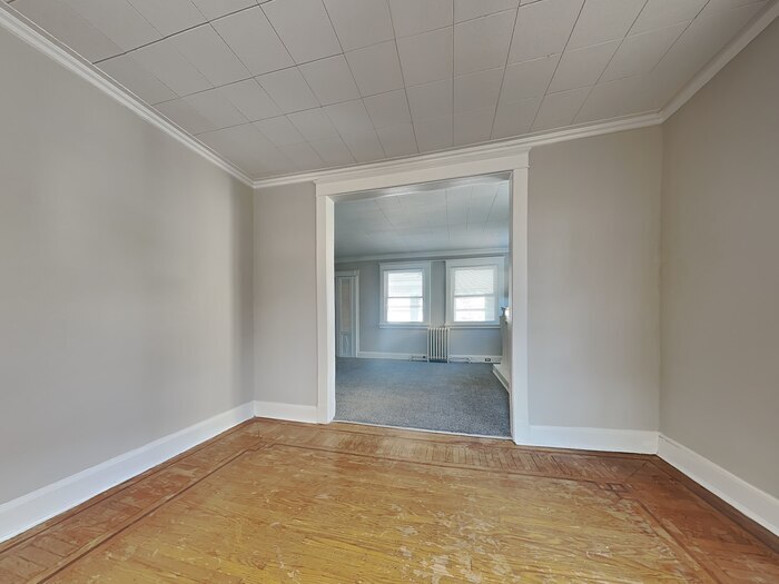 Building Photo - 3029 E Northern Pkwy