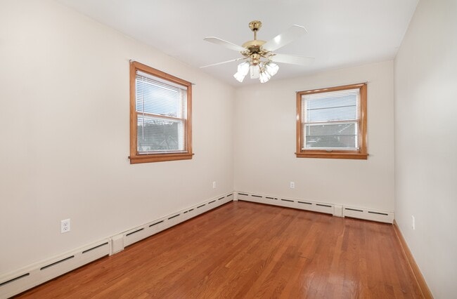 Building Photo - 388 Pleasant View Rd