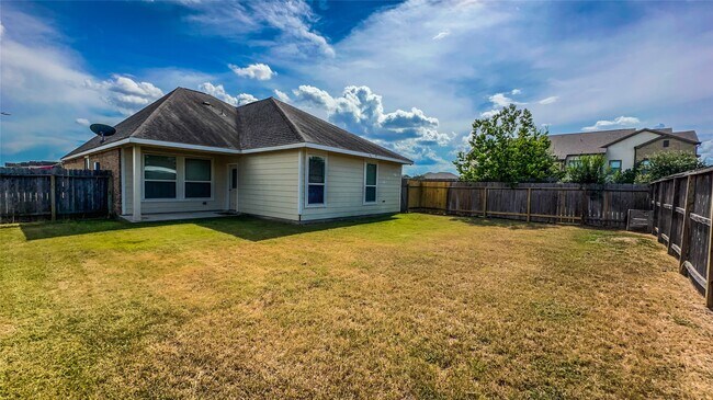 Building Photo - 4106 Mossy Pl Ln