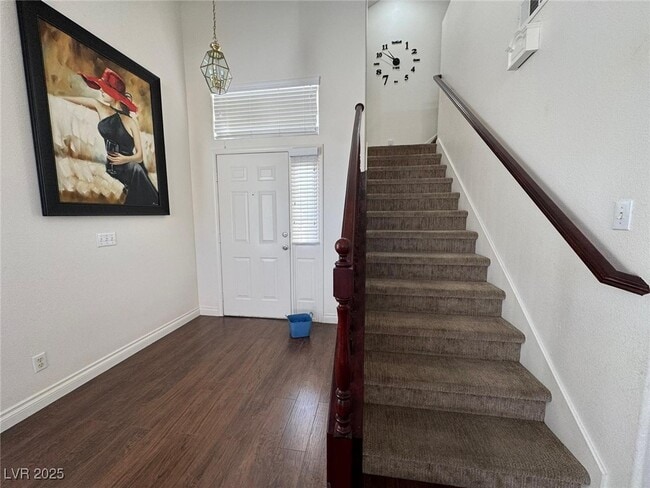 Building Photo - 7962 Traditional Ct