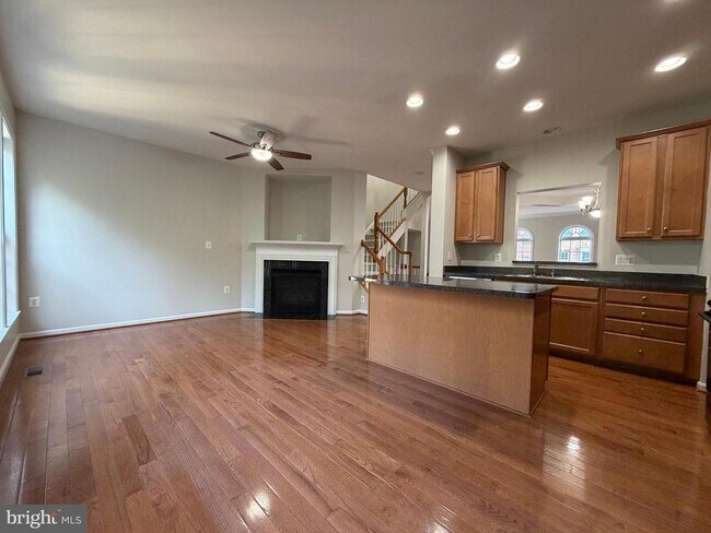 Building Photo - 5669 Faircloth Ct