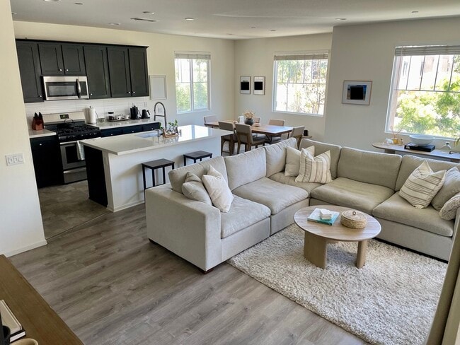 Building Photo - 1601 Santa Carolina