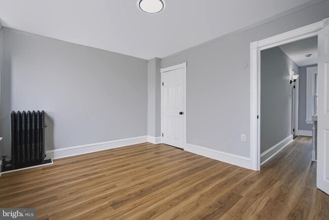 Building Photo - 309 Academy St