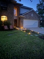 Building Photo - 1844 Red Rock Dr