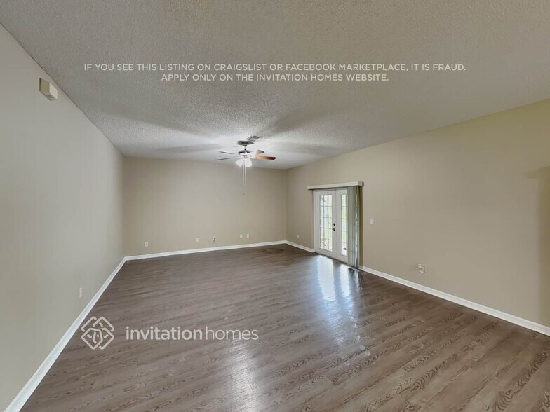Building Photo - 395 Oak Springs Ct