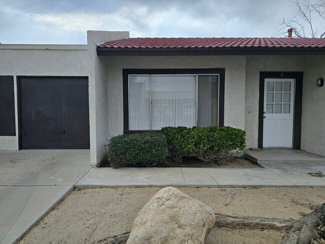 Building Photo - 56280 Buena Vista Dr