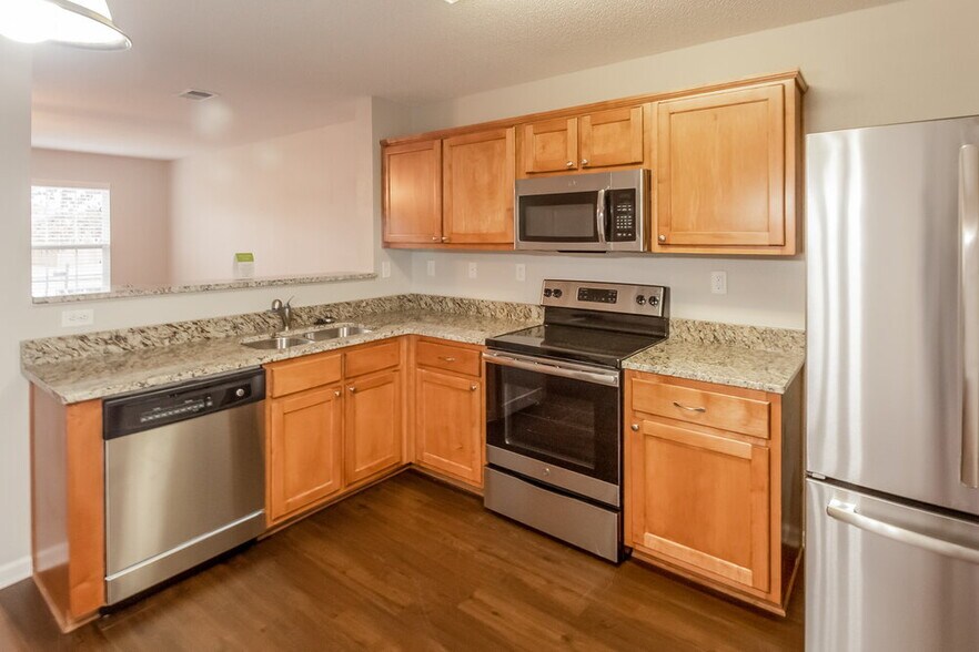 Building Photo - 10060 Nolton Cir