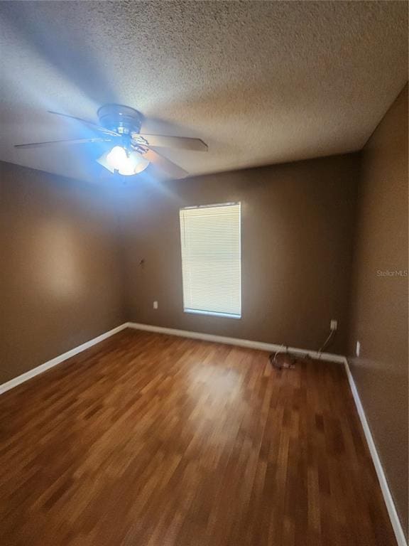 Building Photo - 6218 Rolling Hammock Pl